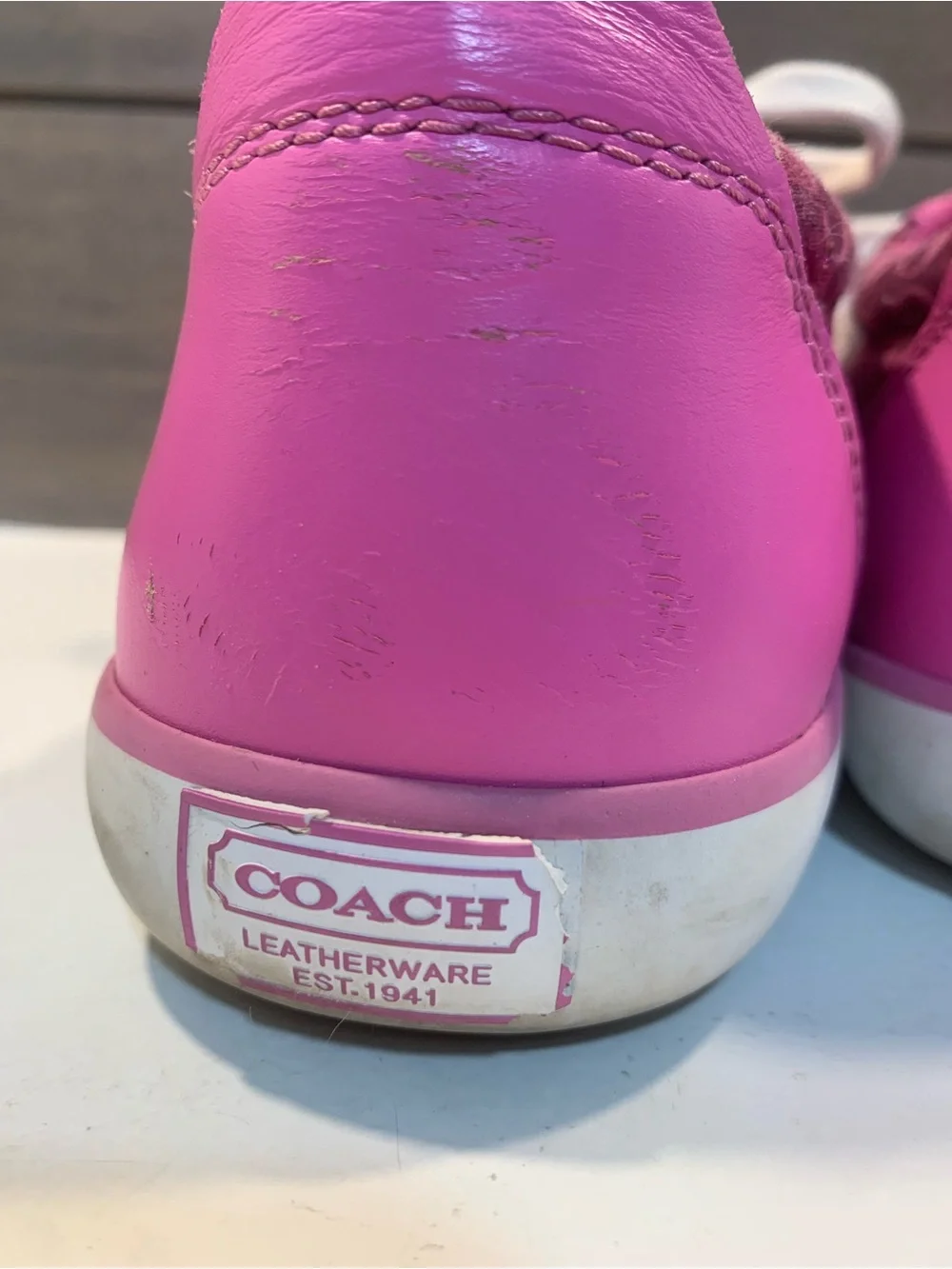 Coach Barrett Signature C Sneaker Pink Multi Sneaker Size 8 Preppy Luxury Casual